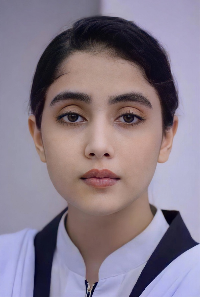 Zainab F.